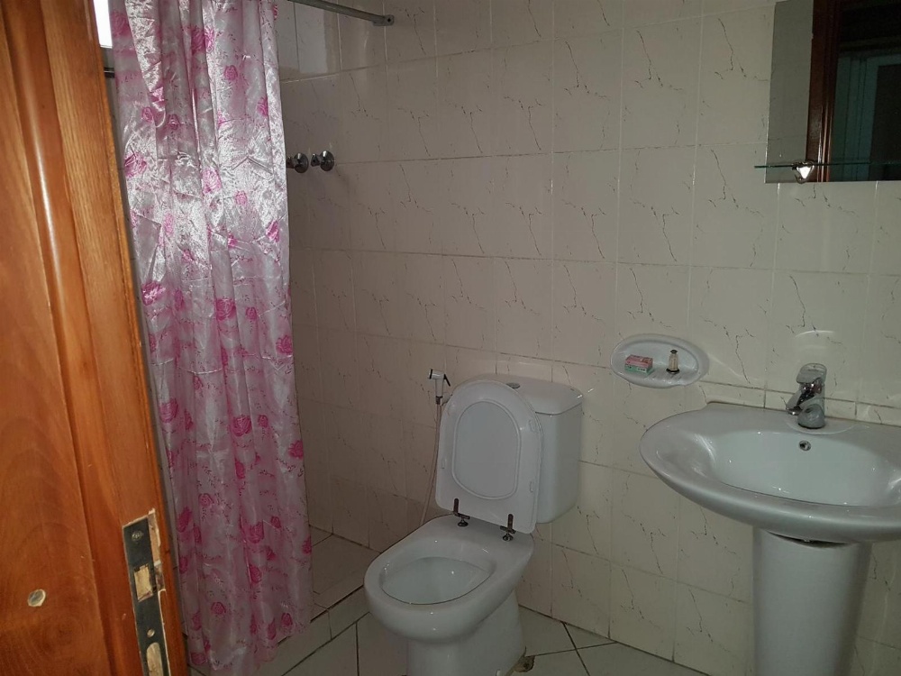 Ankober Guesthouse Bole